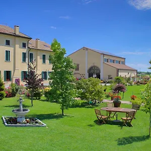 millefiori-la-corte-delle-rose-rovigo.hotelinveneto.com/